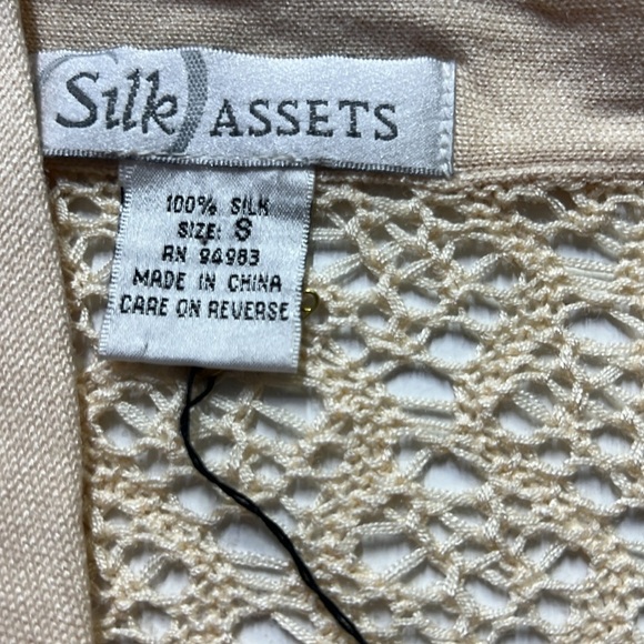 Silk Assets Wrap Sweater - Picture 4 of 5